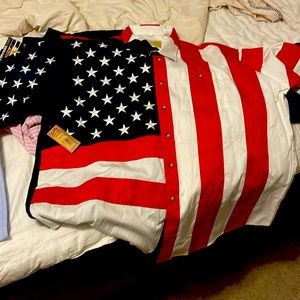 Short sleeve scully patriotic button up. 3xl in perfect condition. Never worn
